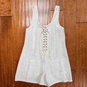 White Billabong Lazy Waves Lace-Up Romper size Med